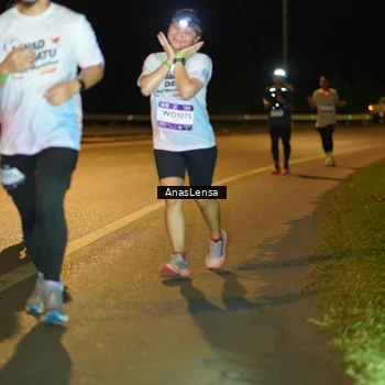 Runner Photo 7710018