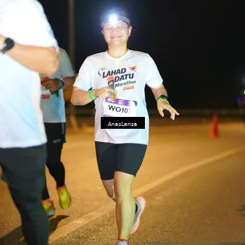 Runner Photo 7710032