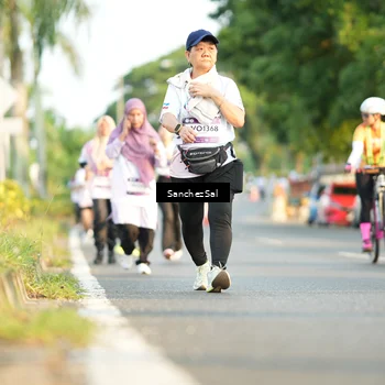 Runner Photo 7710038
