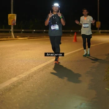 Runner Photo 7710045
