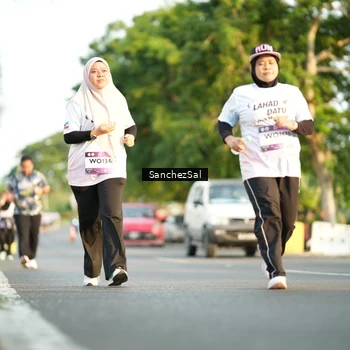 Runner Photo 7710050