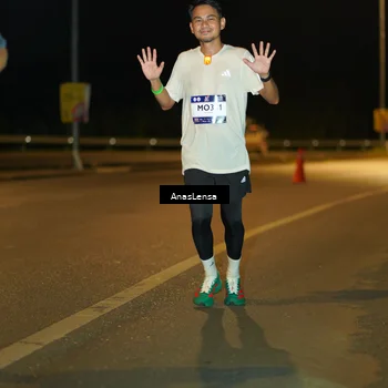 Runner Photo 7710075