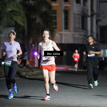 Runner Photo 7710078