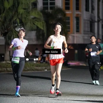 Runner Photo 7710080