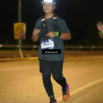 Runner Photo 7710082