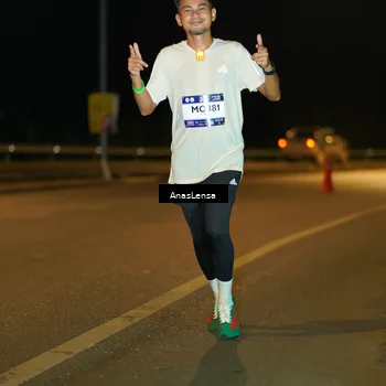 Runner Photo 7710085