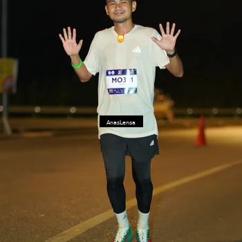 Runner Photo 7710089