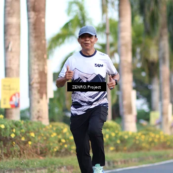 Runner Photo 7710091