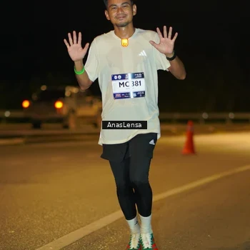 Runner Photo 7710096