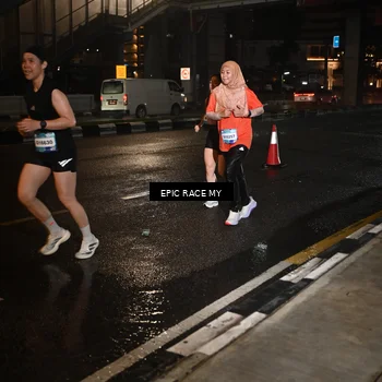 Runner Photo 7710098