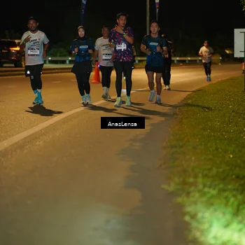 Runner Photo 7710101