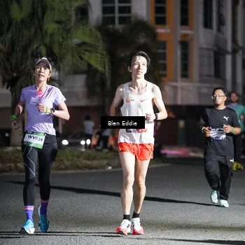 Runner Photo 7710112