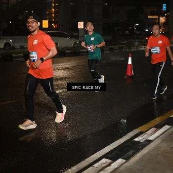 Runner Photo 7710120