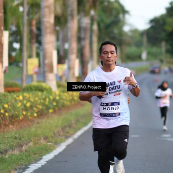 Runner Photo 7710128