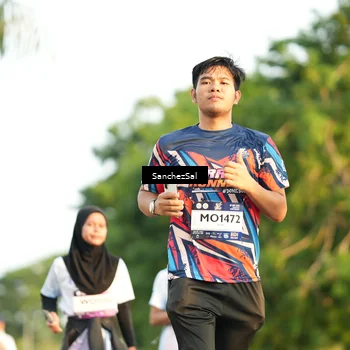 Runner Photo 7710146