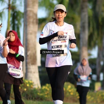 Runner Photo 7710155