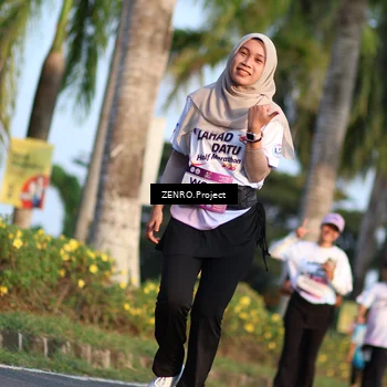 Runner Photo 7710160