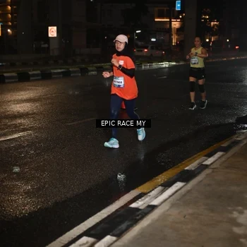 Runner Photo 7710166