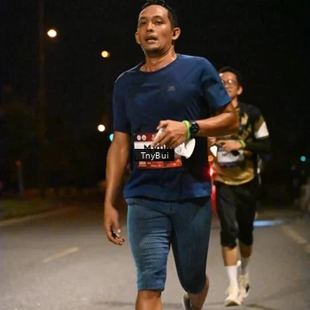 Runner Photo 7710198