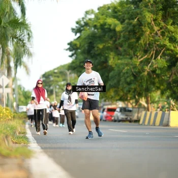 Runner Photo 7710201