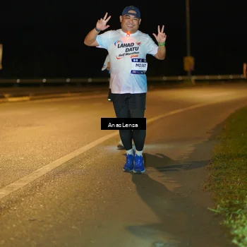 Runner Photo 7710252