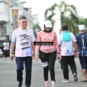 Runner Photo 7710255