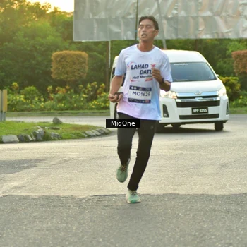Runner Photo 7710271