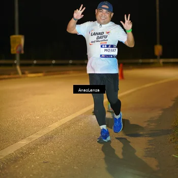 Runner Photo 7710277