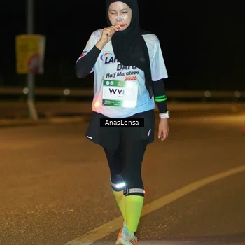Runner Photo 7710281