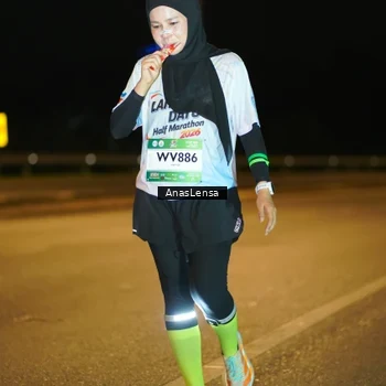 Runner Photo 7710296