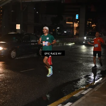 Runner Photo 7710310
