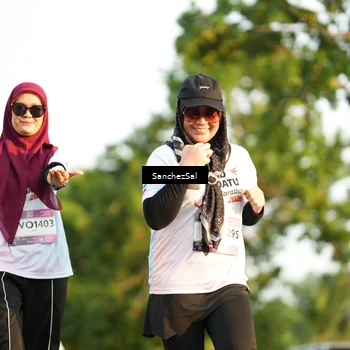 Runner Photo 7710313