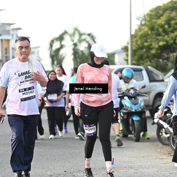 Runner Photo 7710316