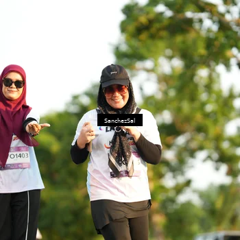 Runner Photo 7710317