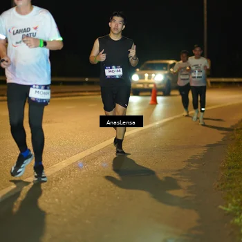 Runner Photo 7710321