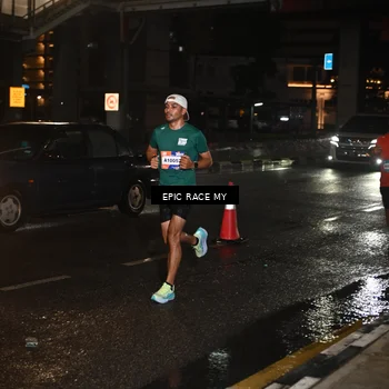 Runner Photo 7710323