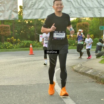 Runner Photo 7710334