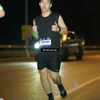 Runner Photo 7710348