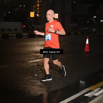 Runner Photo 7710349
