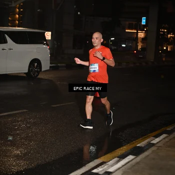 Runner Photo 7710351