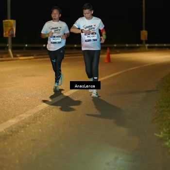 Runner Photo 7710354