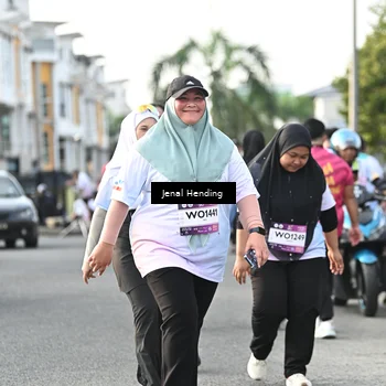 Runner Photo 7710357