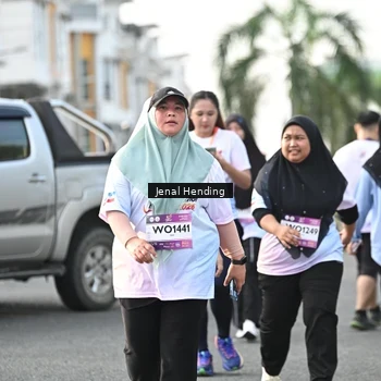 Runner Photo 7710367