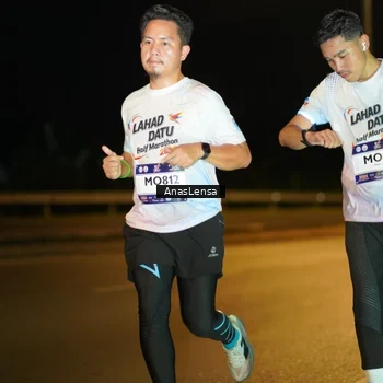 Runner Photo 7710371