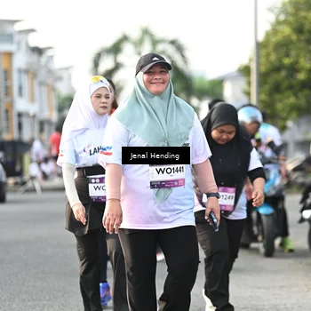 Runner Photo 7710377