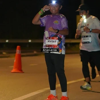 Runner Photo 7710382