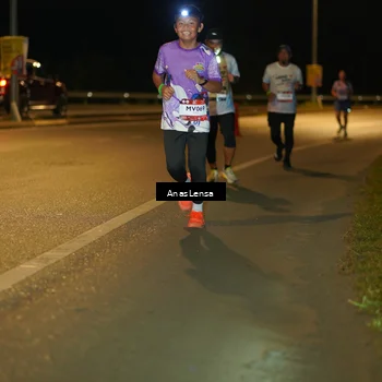 Runner Photo 7710415