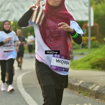 Runner Photo 7710424
