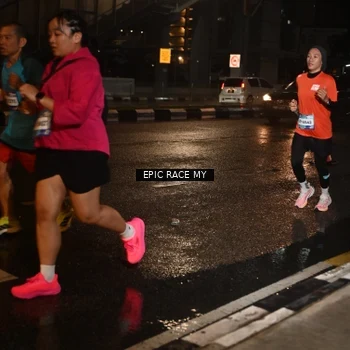 Runner Photo 7710427