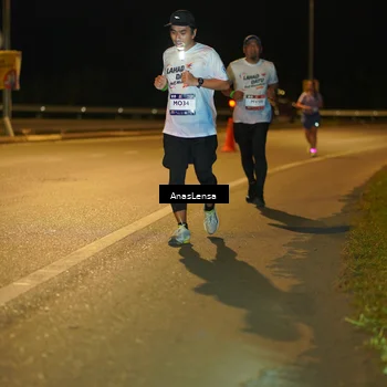 Runner Photo 7710430